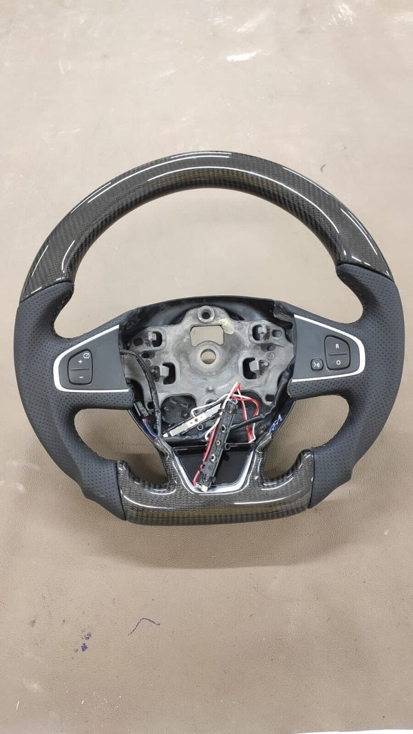 Renault clio iv 4 rs carbon steering  steering wheel carbon volante